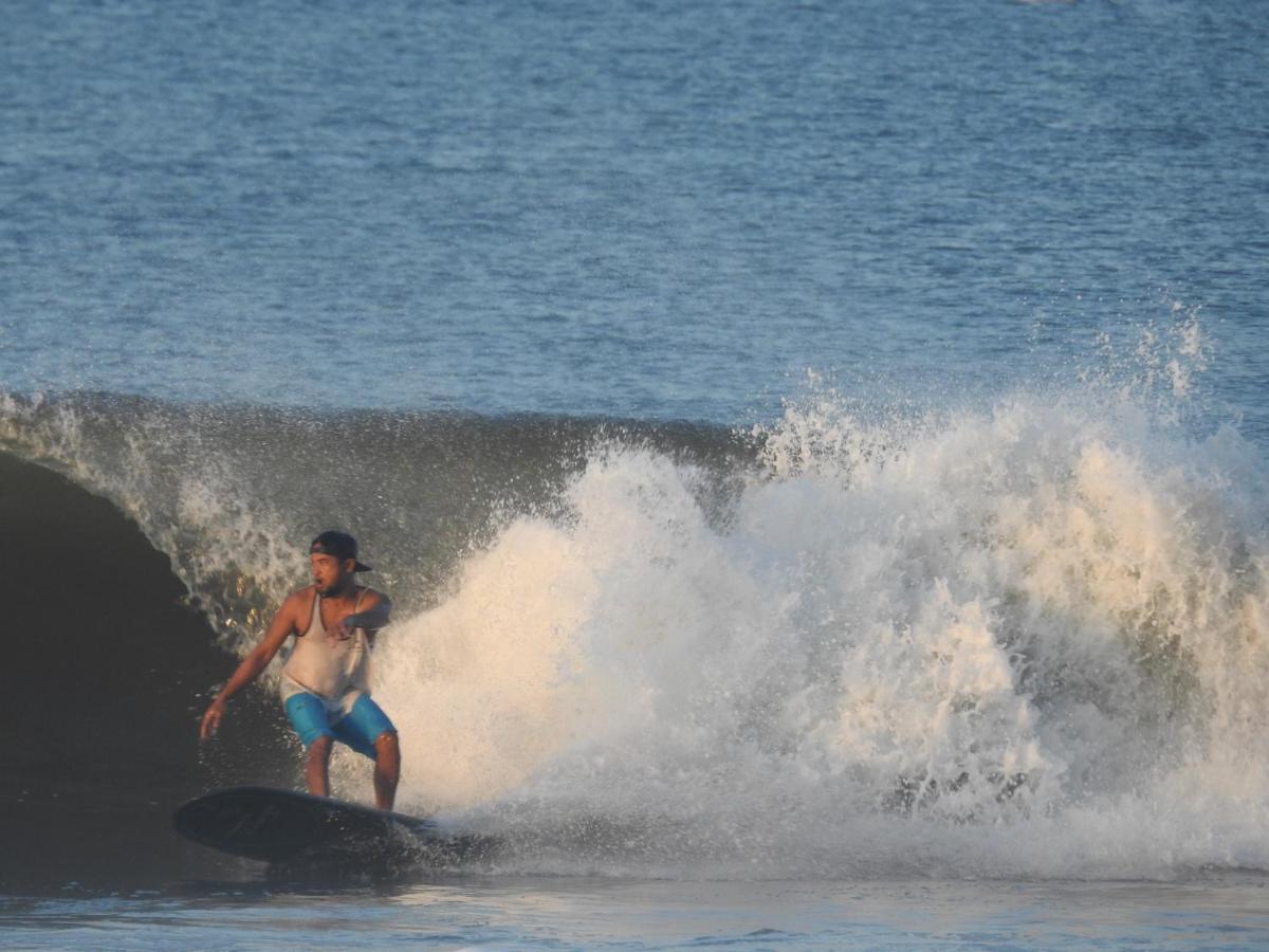 普卢坎 The Point Surfcamp Bali酒店 外观 照片
